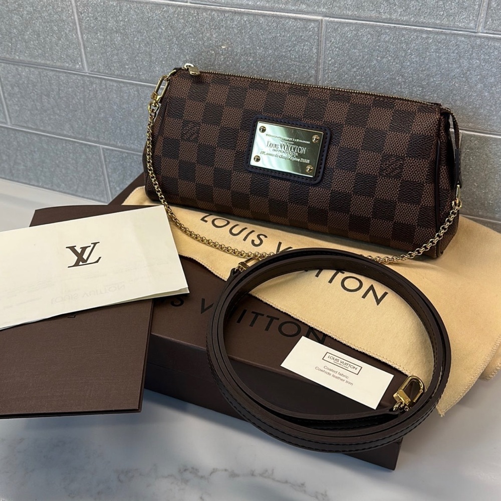 Authentic Louis Vuitton Eva Clutch
